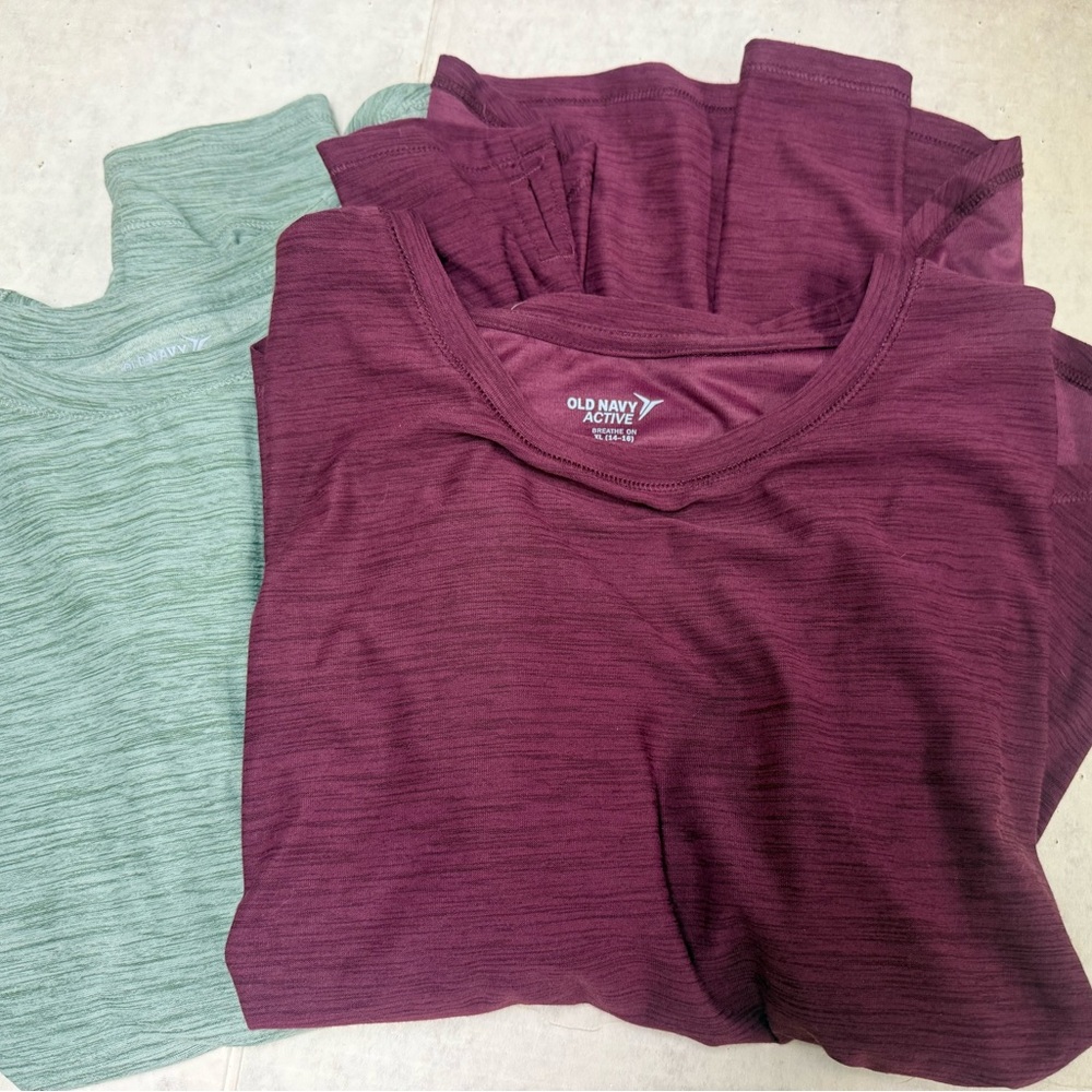 Old Navy Girl’s Long Sleeve Tops - Burgundy and Green
